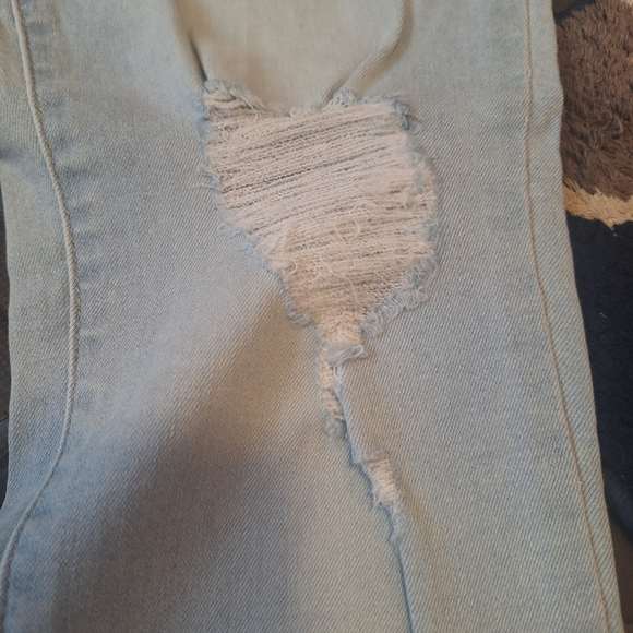 Old Navy Light Blue Distressed Skinny Jeans - Picture 6 of 12